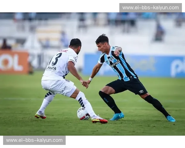 巴伊亚狂潮:克鲁塞罗的蓝白救赎之路 巴伊亚狂潮:克鲁塞罗的蓝白救赎之路